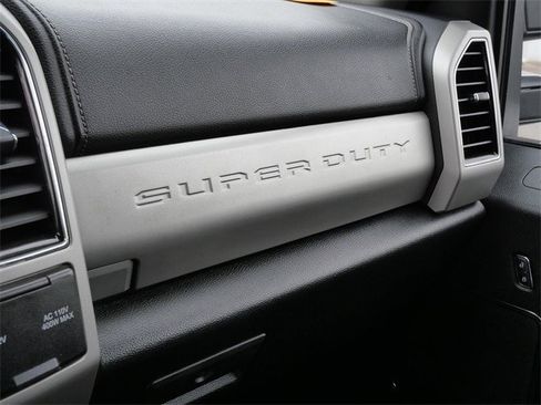 Certified 2021 Ford F350 Lariat w/ Lariat Value Package image 21