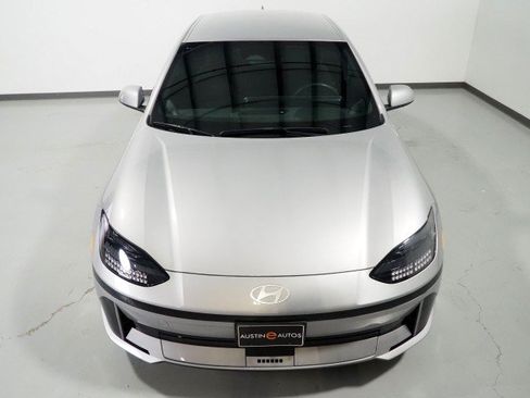 Used 2025 Hyundai Ioniq 6 SE RWD image 10