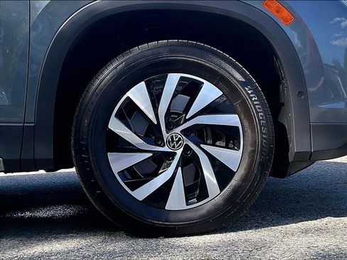 Used 2025 Volkswagen Tiguan S AWD/4WD image 7