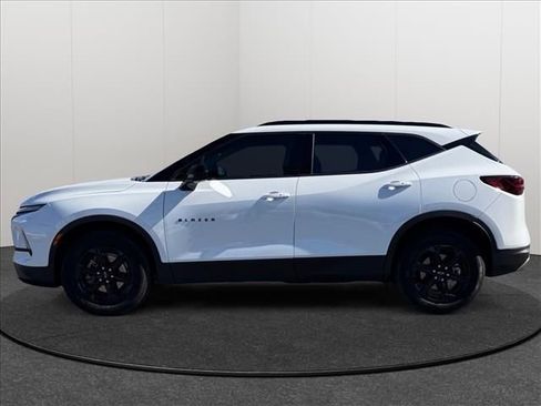 Used 2024 Chevrolet Blazer LT w/ Convenience Package image 2