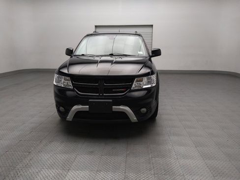 Used 2019 Dodge Journey Crossroad w/ Family Entertainment Group FWD image 15
