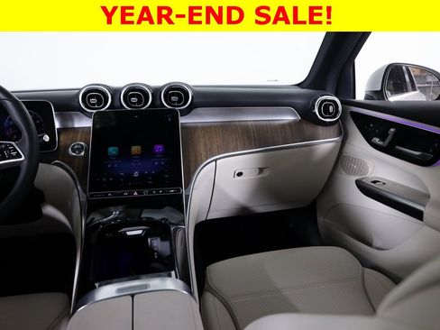 Certified 2025 Mercedes-Benz GLC 300 4MATIC image 37