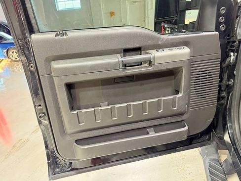 Used 2012 Ford F350 Lariat w/ Snow Plow Prep Pkg image 30