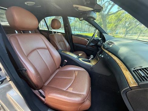 Used 2008 Mercedes-Benz E 350 Luxury image 20