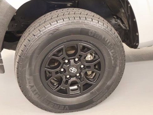 Certified 2022 Toyota Tacoma SR RWD image 8
