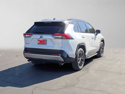 Used 2023 Toyota RAV4 XSE AWD/4WD image 3