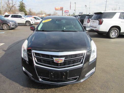 Used 2016 Cadillac XTS Premium image 2