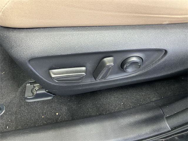 Certified 2021 Toyota RAV4 XLE w/ Convenience Package FWD image 21