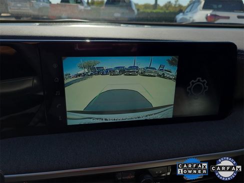 Certified 2025 Nissan Kicks SV image 19