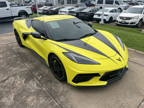 Used 2020 Chevrolet Corvette Stingray Premium Cpe w/ 3LT Preferred Equipment Group RWD image 5
