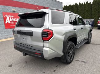Used 2025 Toyota 4Runner SR5 AWD/4WD video 3