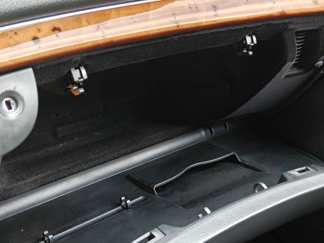 Used 2005 Mercedes-Benz E 320 Sedan image 28