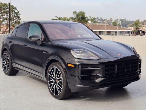 New 2026 Porsche Cayenne S AWD/4WD image 7