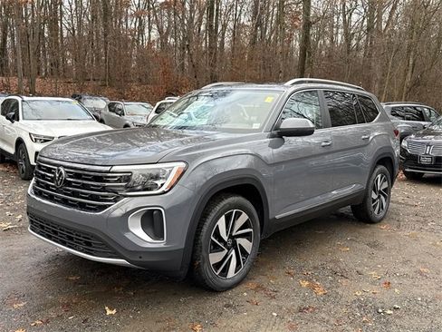 New 2026 Volkswagen Atlas SEL image 5