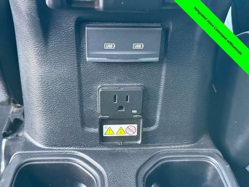 Used 2024 Jeep Wrangler Unlimited Rubicon AWD/4WD image 23