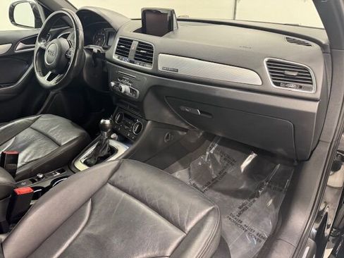 Used 2018 Audi Q3 2.0T Premium image 29