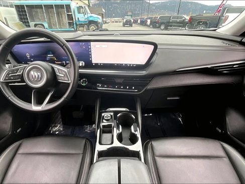 Used 2024 Buick Envision Preferred image 16