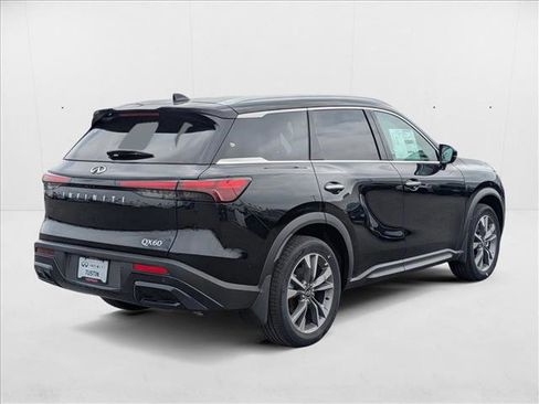New 2025 INFINITI QX60 Luxe image 2