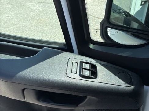 Used 2023 RAM ProMaster 2500 image 21