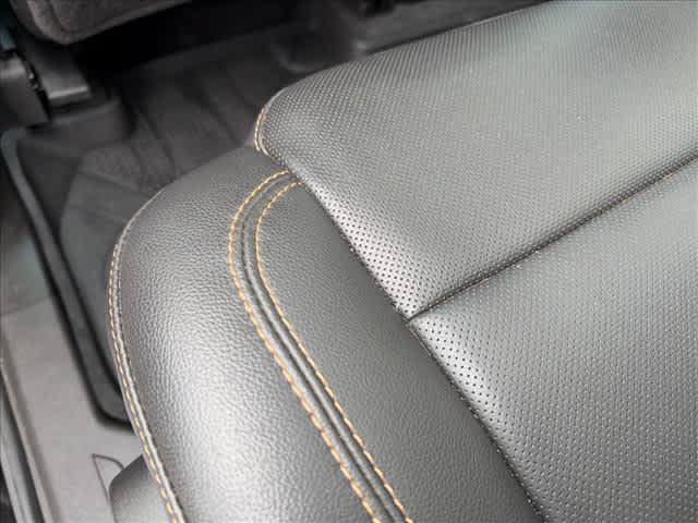 Used 2021 Chevrolet Traverse Premier w/ LPO, Floor Liner Package FWD image 15