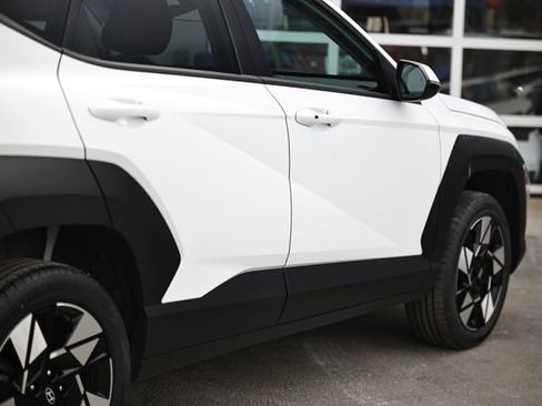 Used 2024 Hyundai Kona SEL image 8