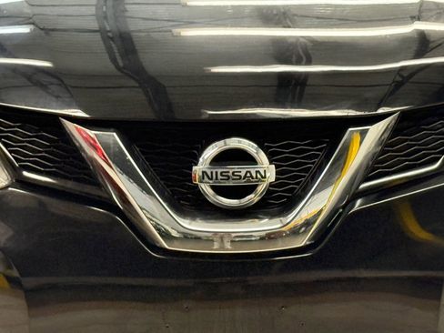 Used 2015 Nissan Rogue S AWD/4WD image 5