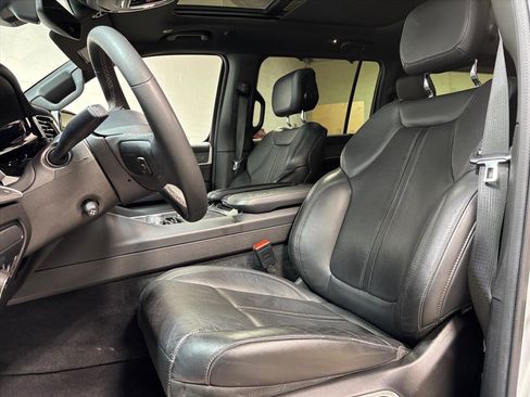 Used 2022 Jeep Wagoneer Series III w/ Premium Group I image 20