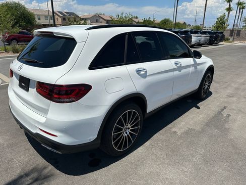 Used 2021 Mercedes-Benz GLC 300 image 2