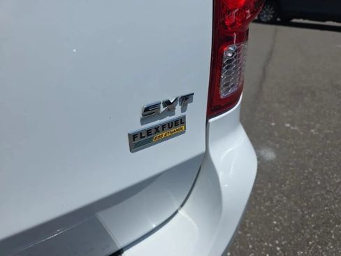 Used 2018 Dodge Grand Caravan SXT FWD image 12