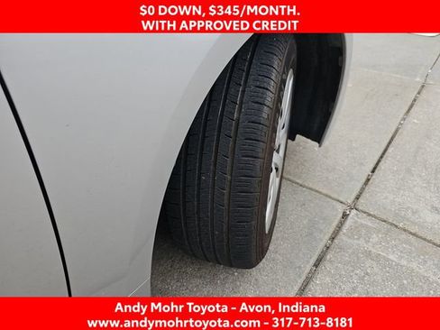 Used 2021 Toyota Corolla LE FWD image 33