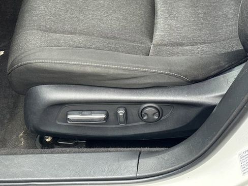 Used 2023 Honda Accord EX image 4