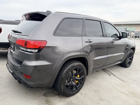 Used 2021 Jeep Grand Cherokee Trackhawk w/ Trailer Tow Group IV image 6