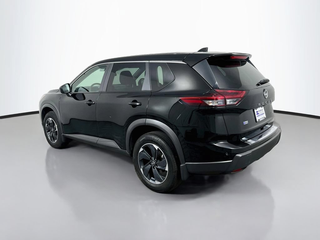 Used 2025 Nissan Rogue SV AWD/4WD image 5