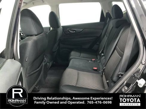 Used 2017 Nissan Rogue S FWD image 26