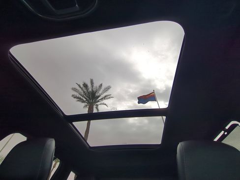 New 2025 Jeep Grand Cherokee Limited w/ Luxury Tech Group II image 31