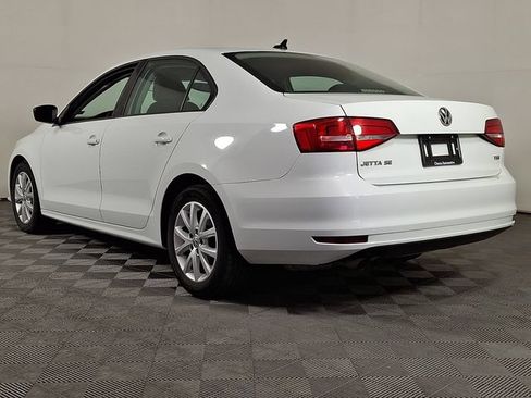 Used 2015 Volkswagen Jetta SE FWD image 6
