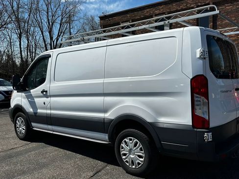Used 2017 Ford Transit 250 130 Low Roof RWD image 6