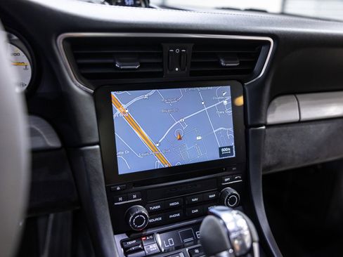 Used 2018 Porsche 911 GT3 image 38