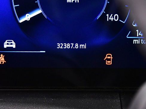 Used 2025 Ford Mustang Premium image 15