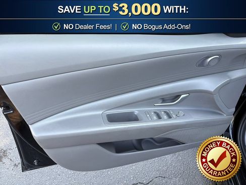 Used 2024 Hyundai Elantra Blue FWD image 14