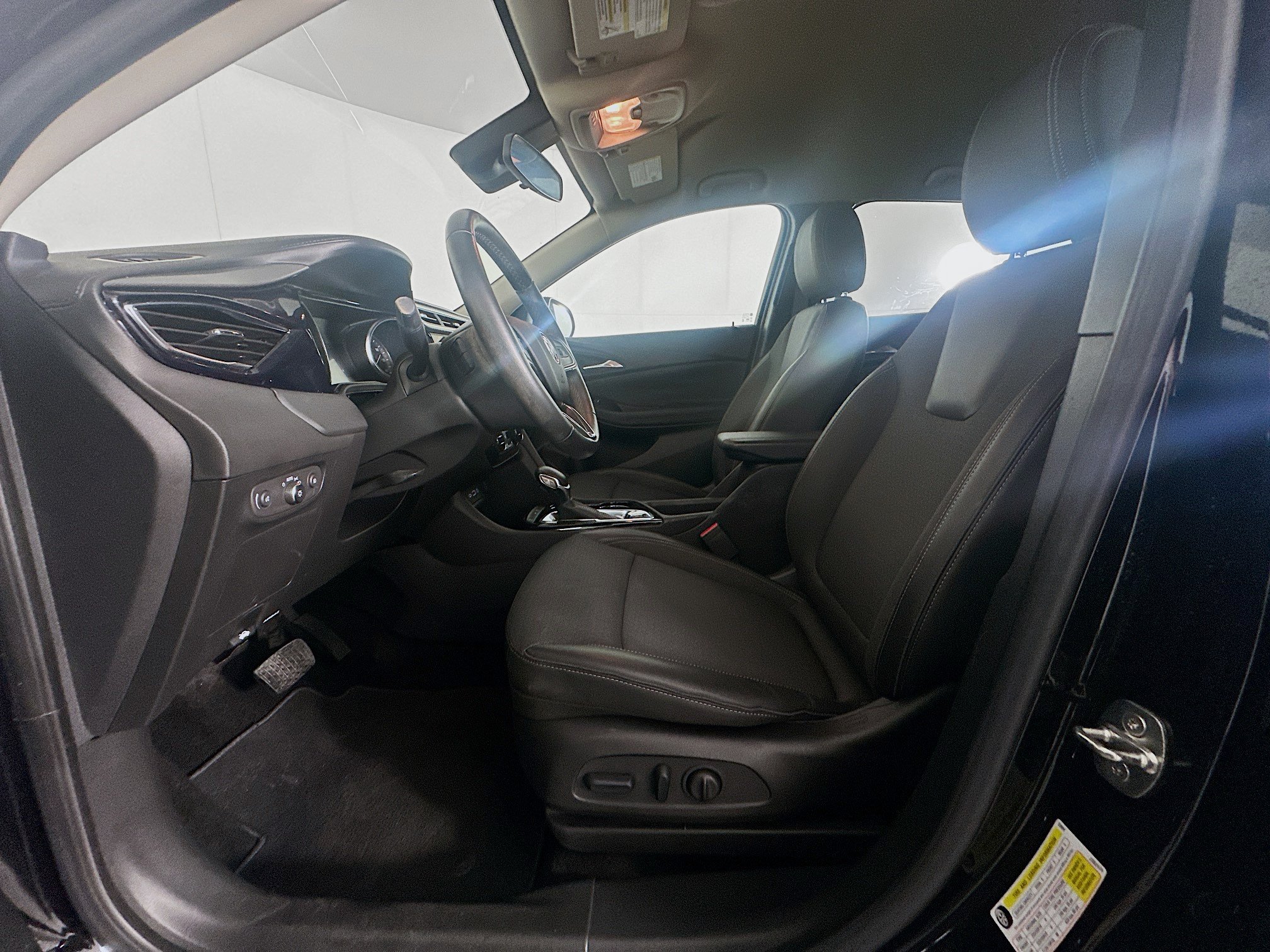 Used 2023 Buick Encore GX Select w/ Sport Touring Package FWD image 13