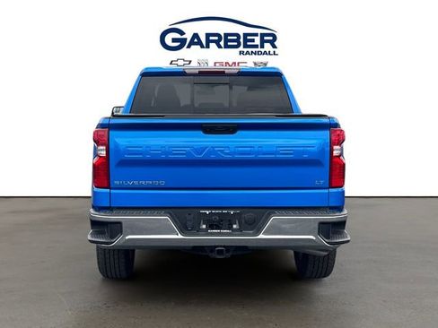 Used 2025 Chevrolet Silverado 1500 LT w/ Convenience Package II image 4