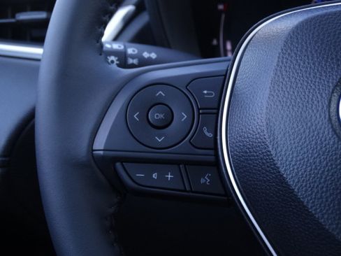 New 2026 Toyota Corolla Cross LE image 27