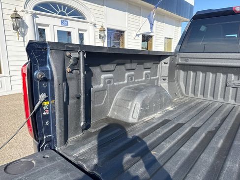 Certified 2020 GMC Sierra 1500 AT4 w/ Technology Package image 11