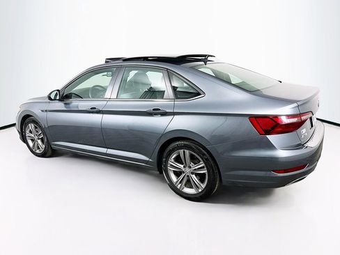 Used 2021 Volkswagen Jetta R-Line w/ R-Line Cold Weather Package image 5