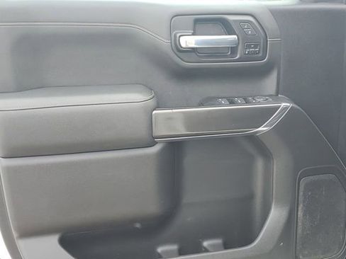 Used 2021 GMC Sierra 1500 AT4 w/ Off-Road Performance Package image 19