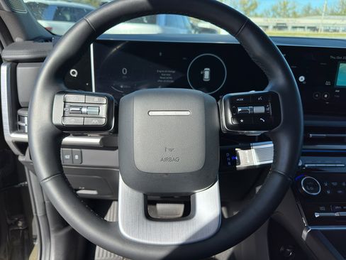 Used 2024 Hyundai Santa Fe Limited image 14