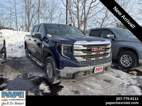 Used 2023 GMC Sierra 1500 SLE w/ Snow Plow Prep Package image 1