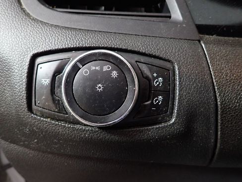 Used 2014 Ford Edge SE w/ Equipment Group 101A FWD image 18