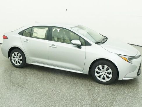 New 2026 Toyota Corolla LE image 12